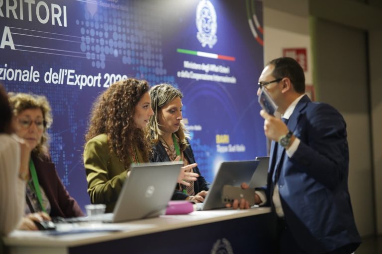 Tajani oggi a Bari per la seconda tappa di “Obiettivo Export”