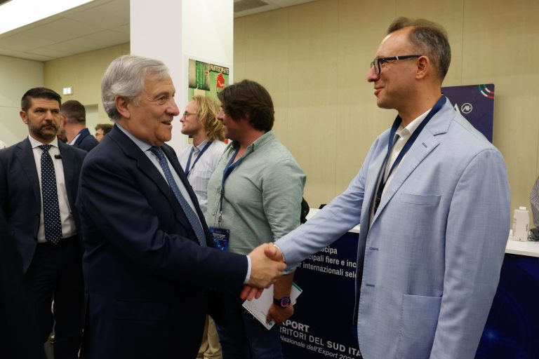 Tajani oggi a Bari per la seconda tappa di “Obiettivo Export”