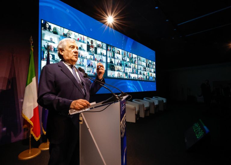 Tajani oggi a Bari per la seconda tappa di “Obiettivo Export”
