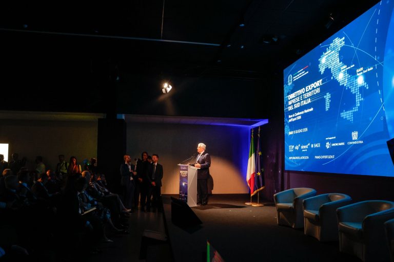Tajani oggi a Bari per la seconda tappa di “Obiettivo Export”