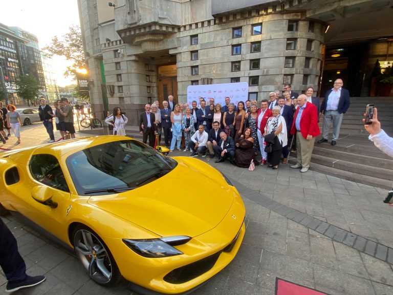 Helsinki, Al via il Summer Artic Tour 2026 del Ferrari Club