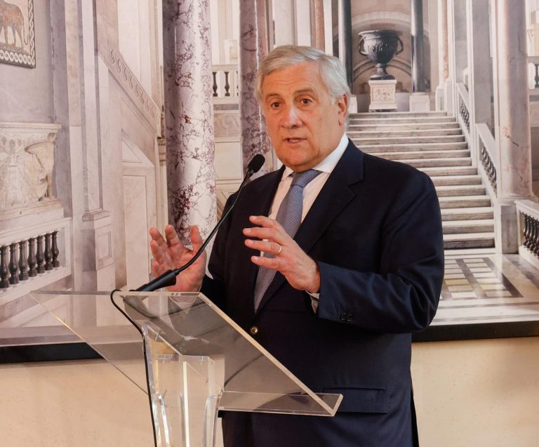 Il Ministro Tajani partecipa alla presentazione del libro “Pasqua di pace”