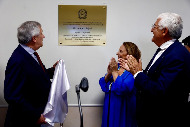 Tajani inaugura il Poliambulatorio rinnovato del MAECI aperto alla cittadinanza. Nuove convenzioni con Gemelli e Bambin Gesù