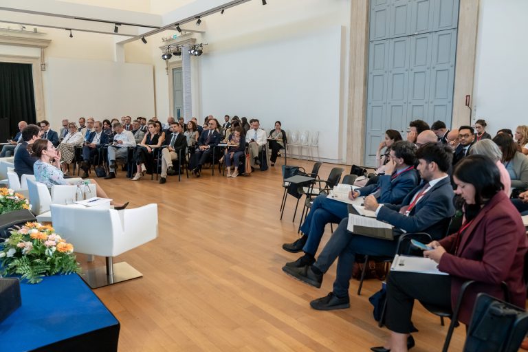 Gran Guardia, conferenza delle direttrici e dei direttori degli istituti italiani di cultura convegno (HUM) Società Verona 22JUL26 foto di GIORGIO MARCHIORI NPK
