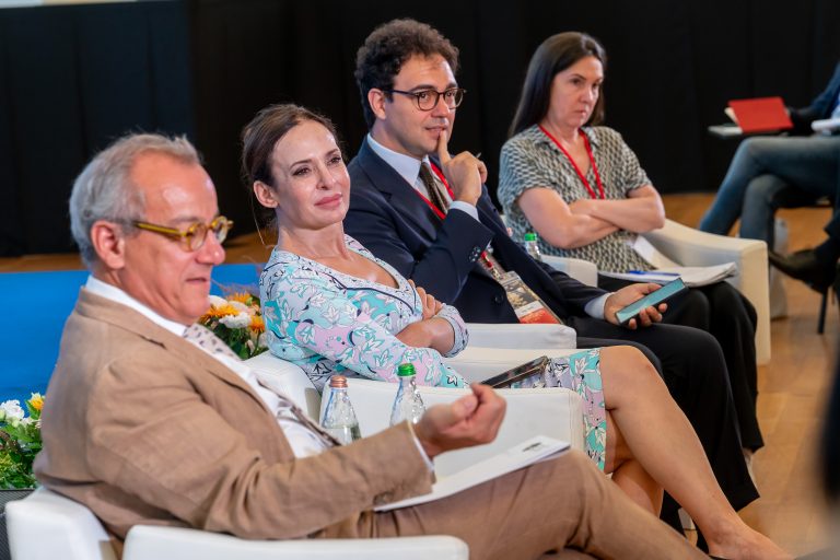 (S-D) Filippo La Rosa Vice Direttore Generale della Direzione Generale per la Diplomazia Pubblica e Culturale, Letizia Santangelo Ministero degli Affari Esteri e della Cooperazione Internazionale, Luigi Cascone Gran Guardia, conferenza delle direttrici e dei direttori degli istituti italiani di cultura convegno (HUM) Società Verona 22JUL26 foto di GIORGIO MARCHIORI NPK