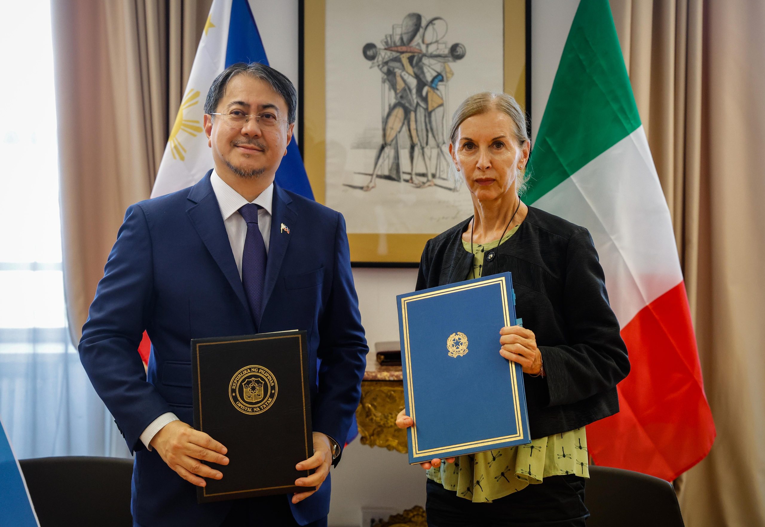 ITALIA FILIPPINE FIRMATO PROTOCOLLO CONVERSIONE PATENTI DI GUIDA
