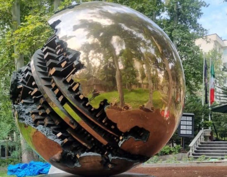 Teheran, Recupero e restauro della “Sfera Grande” di Pomodoro
