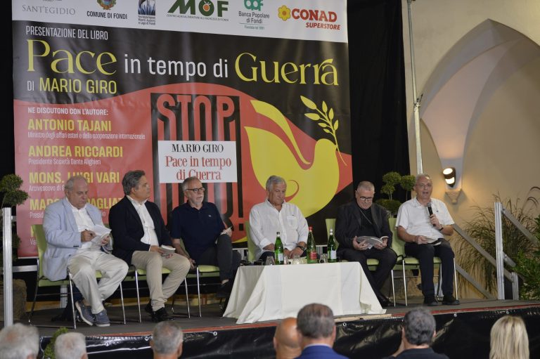 Tajani alla presentazione del nuovo libro di Mario Giro. Diplomazia, dialogo e negoziato per la pace