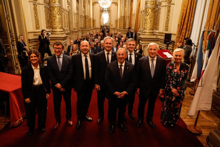 Il Ministro Tajani a Buenos Aires. Incontri con il Presidente Milei e il Ministro Quirno, focus su crescita dell’export e investimenti