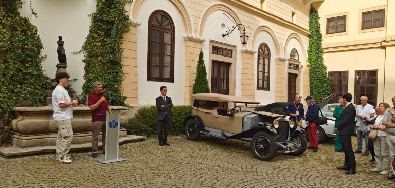 Evento Alfa Romeo saluti