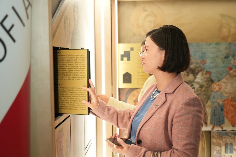 Sofia, inaugurata la mostra “San Francesco. La storia di un volto”