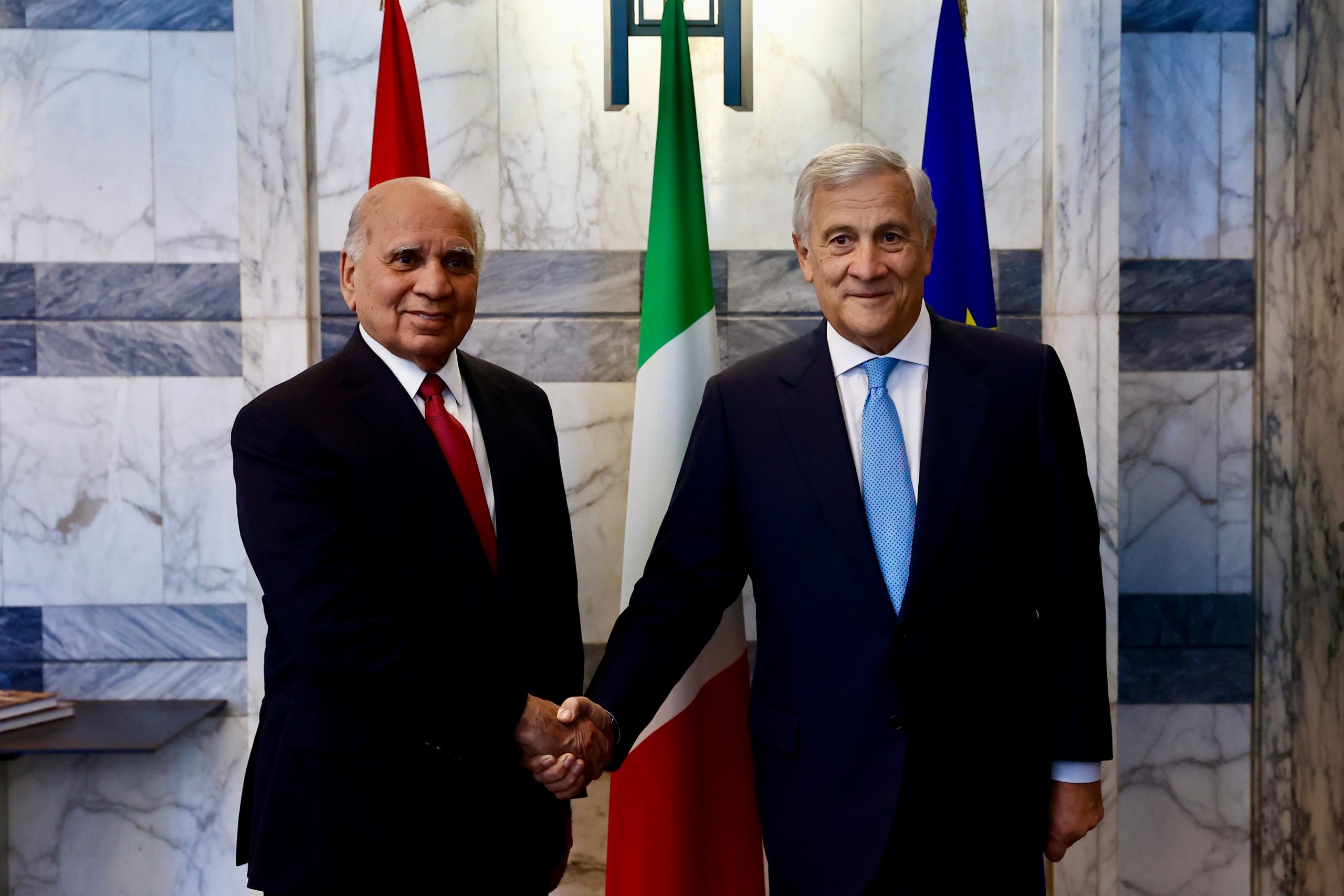 Tajani incontra il Ministro degli Esteri iracheno Fuad Hussein: “Fermare insieme le crisi in tutta la regione del Golfo”