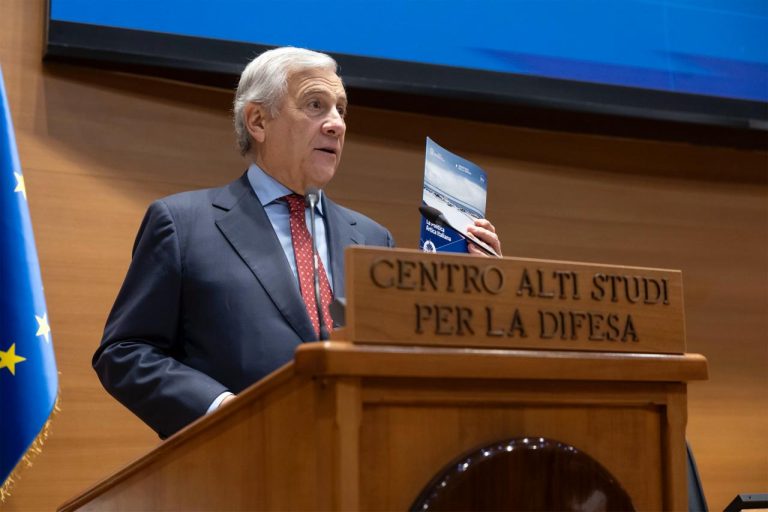 Il Ministro Tajani e il Sottosegretario Dell’Utri partecipano alla seconda conferenza nazionale della Difesa “Artico e Antartide”