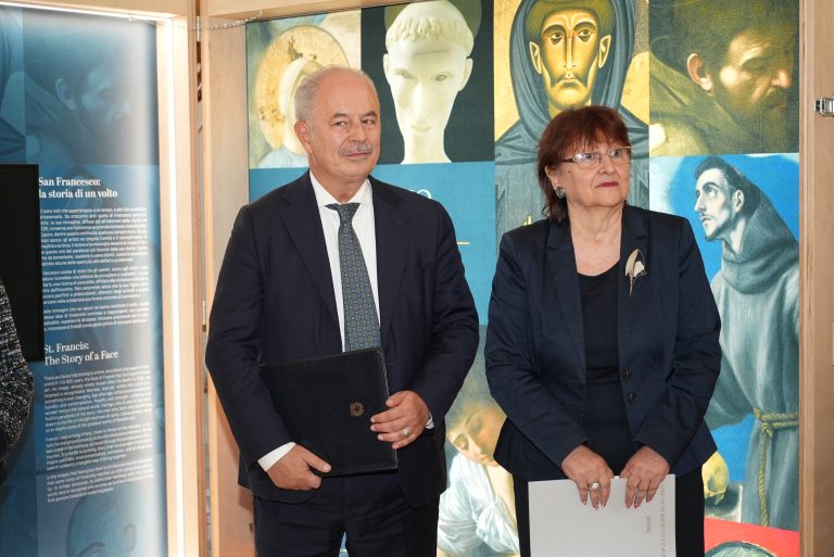 Sofia, inaugurata la mostra “San Francesco. La storia di un volto”
