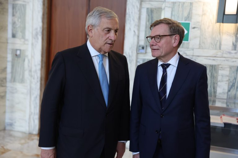 tajani 2